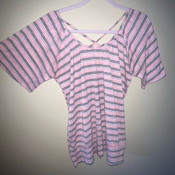 Pink and silver top - Picture 2 of 5